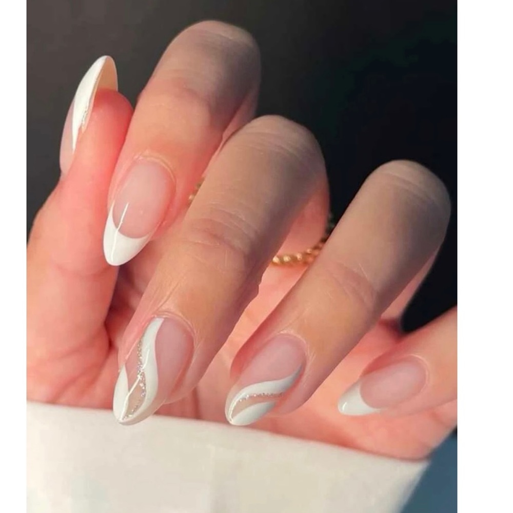 Nail Bundle - Picture 4 of 8